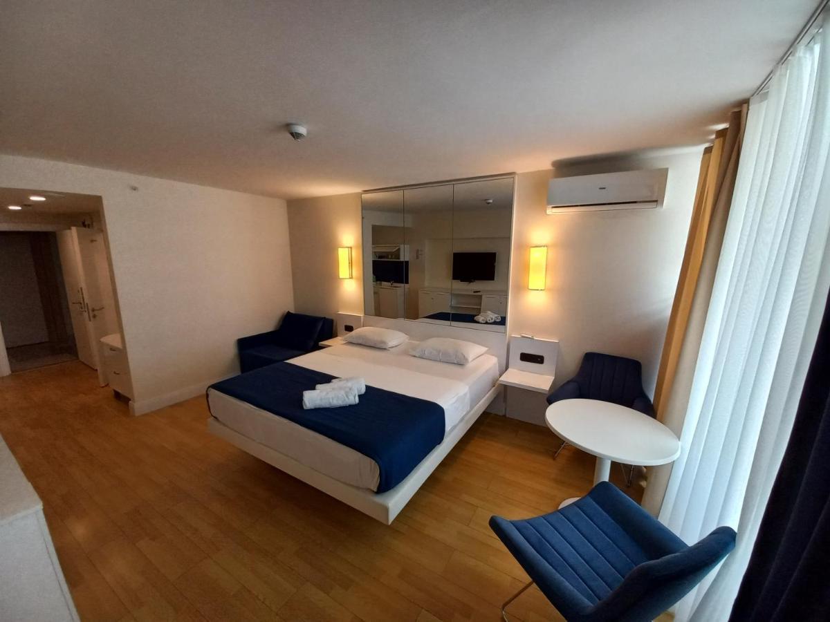 Orbi City Apartments On The Beach 巴统 外观 照片