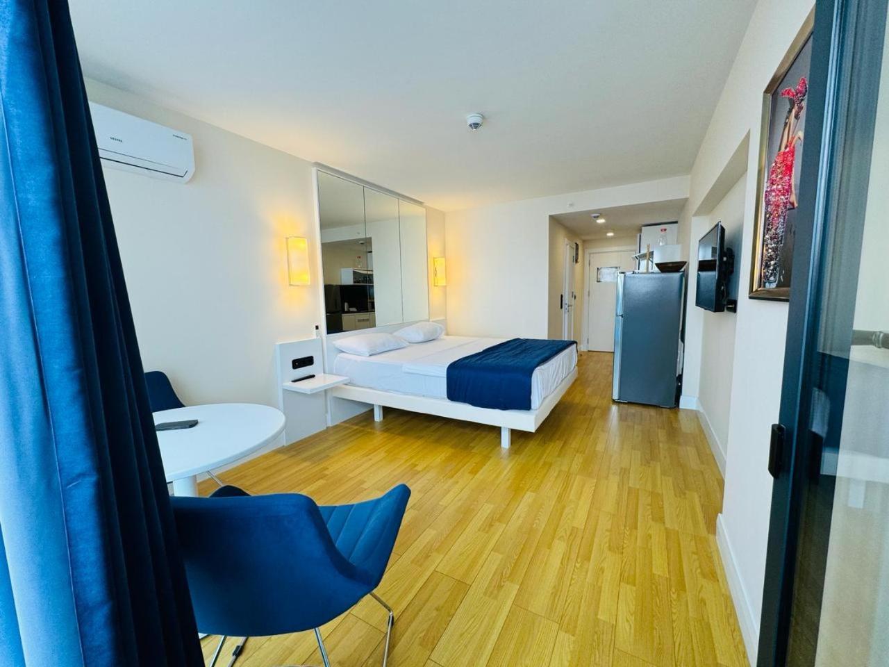 Orbi City Apartments On The Beach 巴统 外观 照片